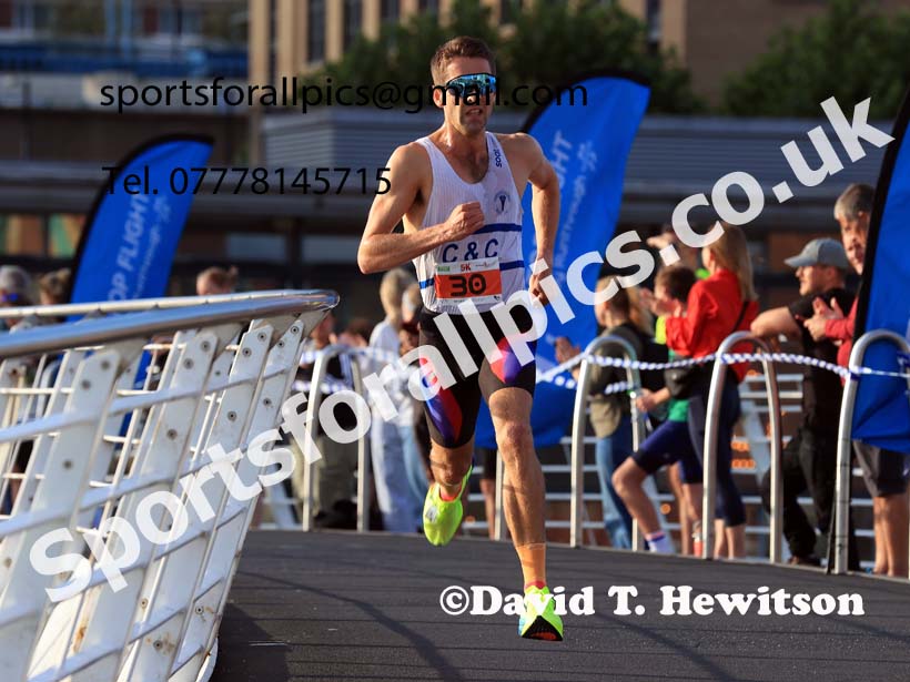 The 2024 Quayside 5k Road Race, Newcastle/Gateshead.  Photo: David T. Hewitson/Sports for All Pics